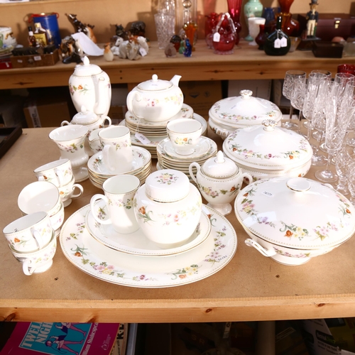 532 - Wedgwood Mirabelle dinner service, including tureens and meat plate, matching tea set etc