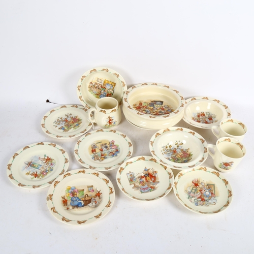 539 - A group of Vintage Royal Doulton Bunnykins pattern nursery ware, including bowls and mugs