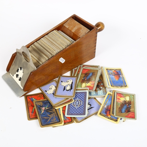 9 - A mid-20th century mahogany Banker playing card shoe, length 38cm