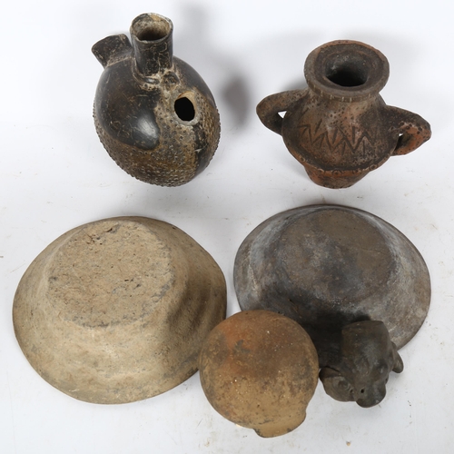 248 - A group of African pottery, to include 2 vessels, 2 bowls, a small pot etc (6)