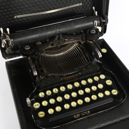 300 - L C Smith & Crona Typewriters Ltd Aldwych London, Corona Special typewriter, cased