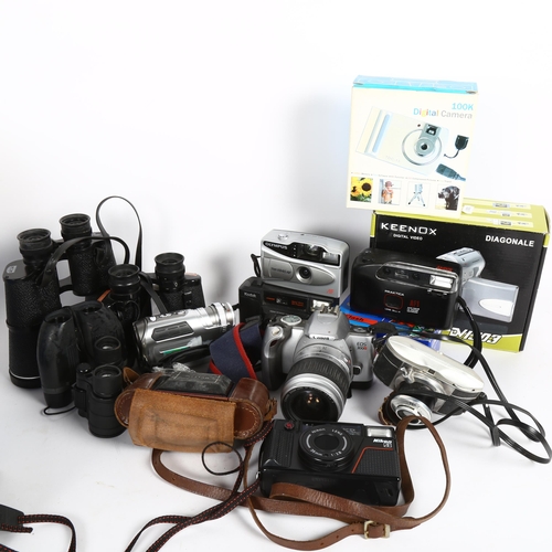 304 - Various Vintage cameras and binoculars, including Polaroid, Kodak, Prismatic, Nettar etc