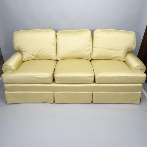 2501 - A contemporary 3-seater Chesterfield style sofa, upholstered in champagne coloured silk, Dupion with... 