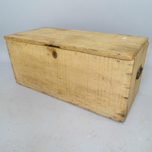 2526 - A Vintage pine tool chest, 72cm x 32cm x 34cm