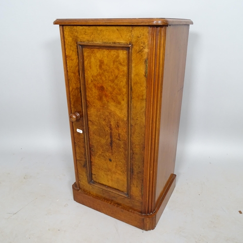 2603 - An Antique mahogany pot cupboard, 40cm x 74cm x 32cm