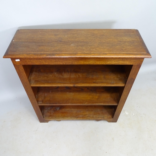 2621 - A modern oak open bookcase, with 2 adjustable shelves, 90cm x 95cm x 31cm