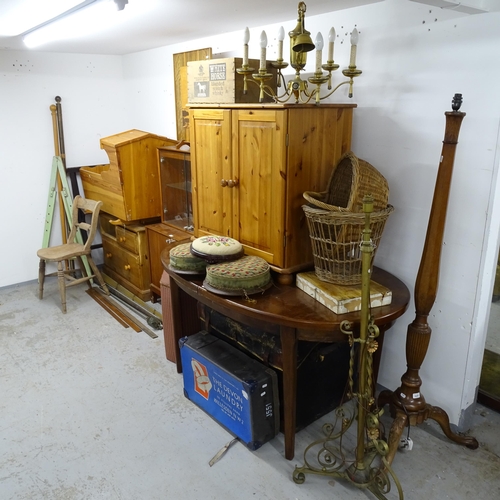 2641 - Various items, to include a Vintage trunk, 3 button footstools, chandelier, 2 standard lamps etc (34... 