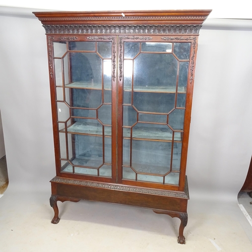 2644 - A 19th century mahogany 3-section display cabinet, with 2 lattice glazed doors, glazed panelled side... 