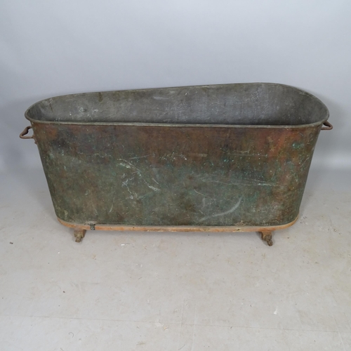 2671 - An Antique copper bath, 150cm x 62cm x 56cm