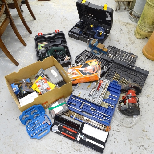 2709 - Various hand tools, to include Parkside electrical planer, McAlpine rotary hammer, vice etc