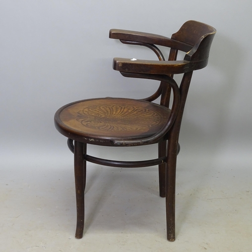 2724 - A bentwood bow armchair