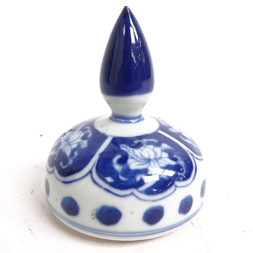 221 - A Chinese blue and white baluster jar and cover, height 34cm