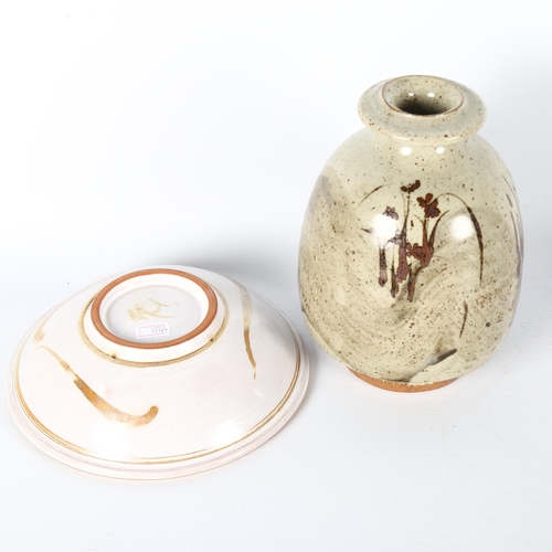 1604 - MIKE DODD studio pottery vase and a MO HAMID lustre dish, both with makers marks, vase H 19cm