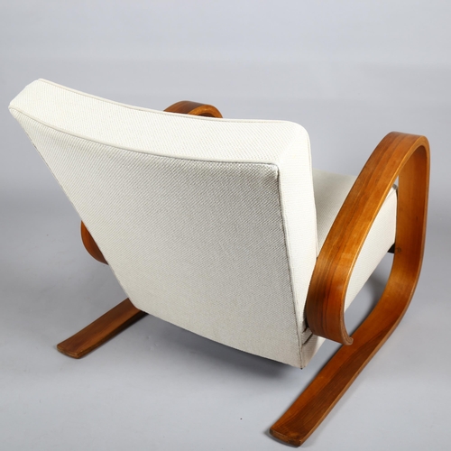 1639 - MIROSLAV NAVRATIL, a bent plywood cantiliver lounge chair, for Up Zavody, 1950, height 74cm