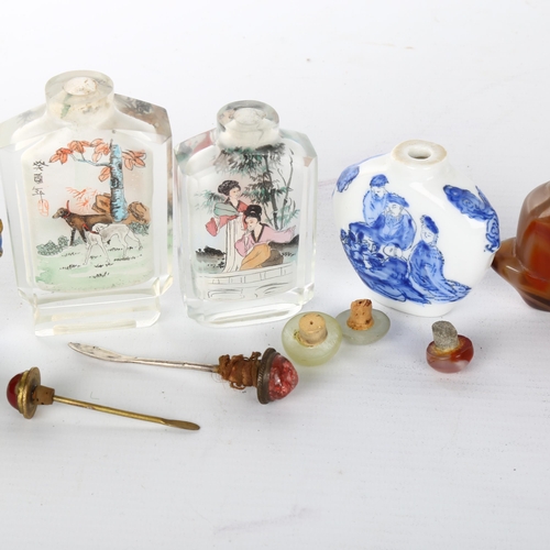 1052 - A group of Chinese snuff bottles, including an agate bottle, height 6cm, a blue and green enamel bot... 