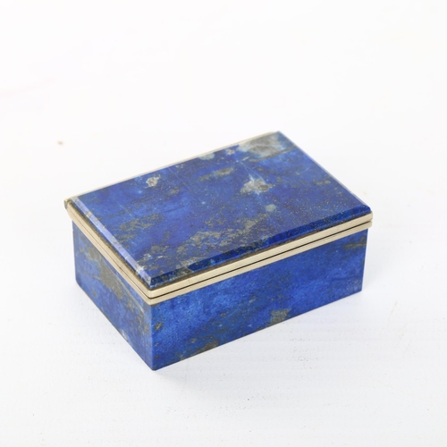 1060 - A small lapis box, length 6cm, from Chile