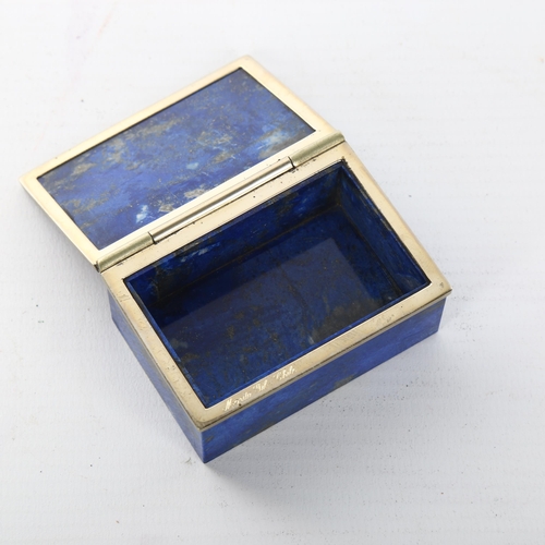 1060 - A small lapis box, length 6cm, from Chile