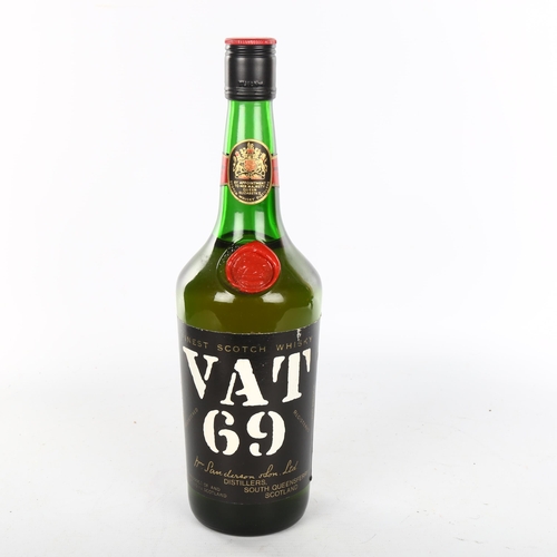 1161 - A 1960s' bottle of VAT 69 blended whisky