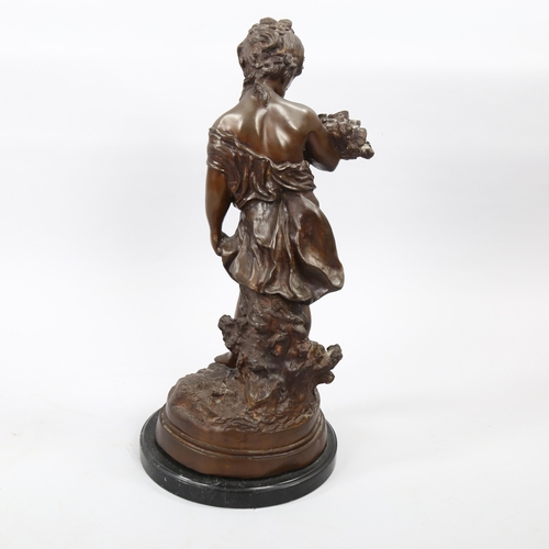 1174 - Patinated bronze sculpture, harvest girl, on marble base, height 54cm, reproduction