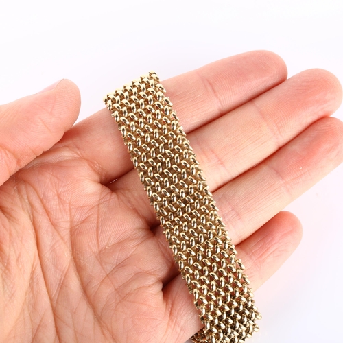 133 - A mid-20th century 9ct gold mesh bracelet, bracelet length 20cm, 27g