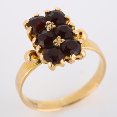 194 - An 18ct gold Bohemian garnet dress ring, set with round-cut garnets, setting height 11.8mm, size I, ... 