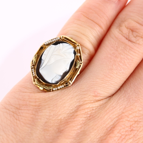 266 - An Antique hardstone cameo ring, 9ct gold settings with relief carved panel depicting female profile... 