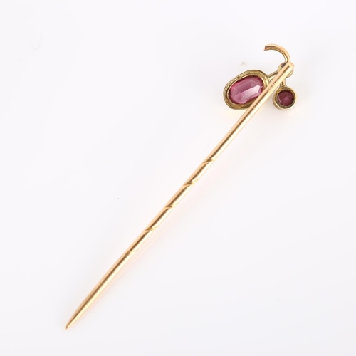 285 - A 19th century 9ct rose gold garnet berry stickpin, stickpin head length 11.2mm, overall length 49.3... 