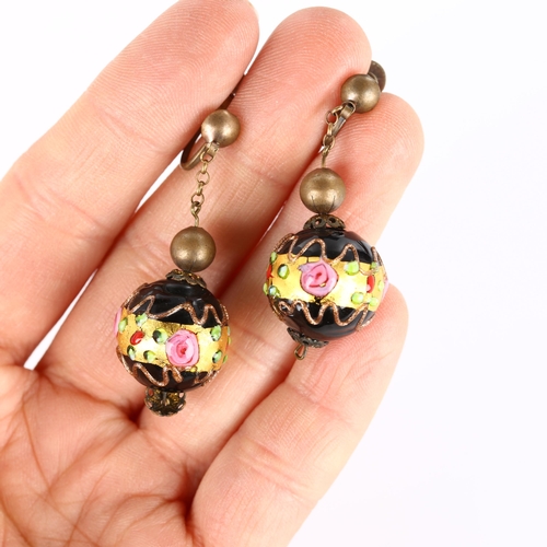 423 - A pair of Venetian Murano glass bead earrings, with gilt-metal screw-back fittings, earring height 4... 