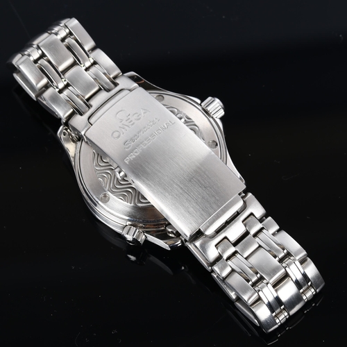 47 - OMEGA - a stainless steel Seamaster Professional quartz bracelet watch, ref. 196.1522, wavy blue dia... 