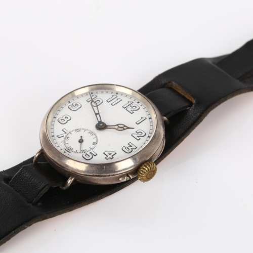 50 - A First World War Period silver Officer's mechanical wristwatch, circa 1914, white dial with Arabic ... 