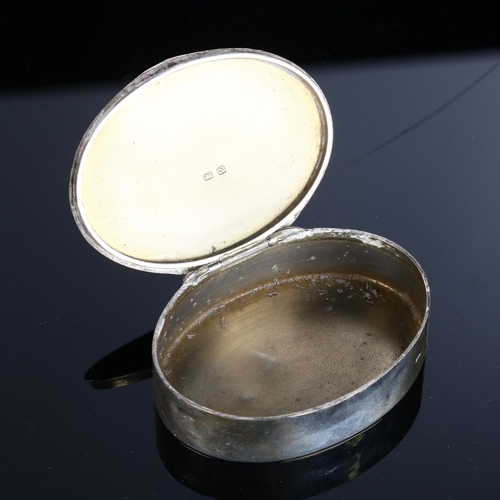 523 - A George V silver snuffbox, plain oval form with gilt interior, by Deakin & Francis, hallmarks Birmi... 