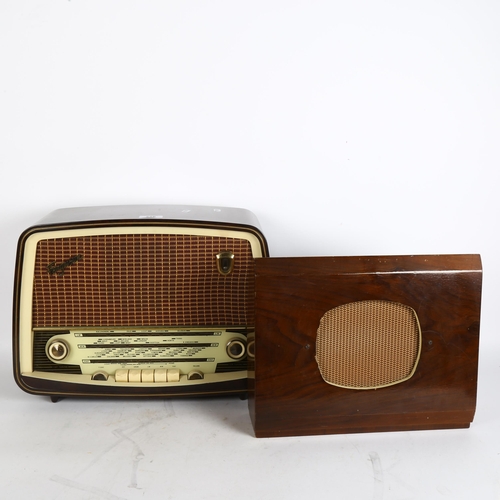 256 - A Ferguson Bakelite Vintage radio, and a 1950s Richard Alan Major Bafflette speaker