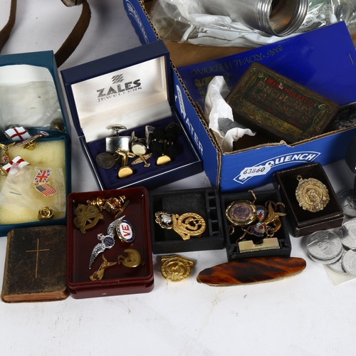 311 - A quantity of pre-decimal coins, various commemorative coins, a quantity of Vintage cufflinks, vario... 