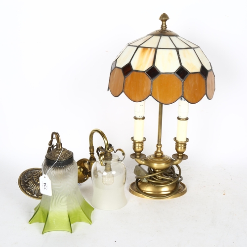 734 - A pair of Art Deco style wall light fittings, and a table lamp with leadlight shade