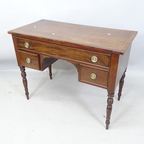 2199 - An Antique mahogany and satinwood-strung lady's kneehole writing desk, with 3 fitted drawers, on tur... 