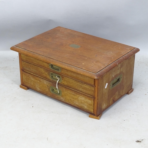 2204 - An Antique mahogany table-top collector's chest of 3 drawers, 54cm x 27cm x 39cm