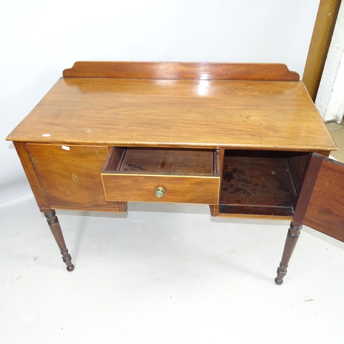 2268 - An Edwardian mahogany and satinwood-strung kneehole desk, with raised back, single fitted drawer and... 