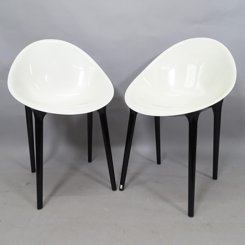 2326 - A pair of Philippe Starck Mr Impossible black and white gloss finish chairs, with moulded maker's ma... 