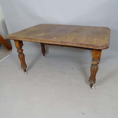 2545 - An Antique mahogany wind-out dining table, with single leaf, max length 140cm x 72cm x 103cm