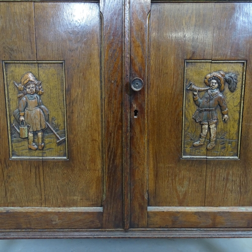 2605 - An early 20th century oak dresser, with 2 lattice glazed doors and 2 cupboards under, 99 x 138 x 50c... 