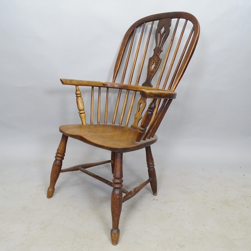 2658 - An elm-seated bow-arm Windsor kitchen chair