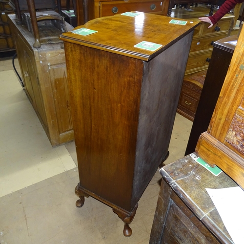 2163 - A 19th century crossbanded walnut bow-front chest of 6 drawers on cabriole legs, 71cm x 126cm x 50cm