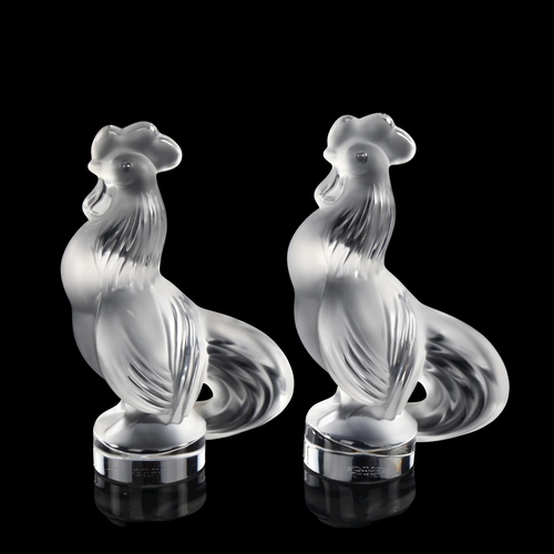 1024 - Pair of Sevres frosted crystal cockerels, height 10.5cm