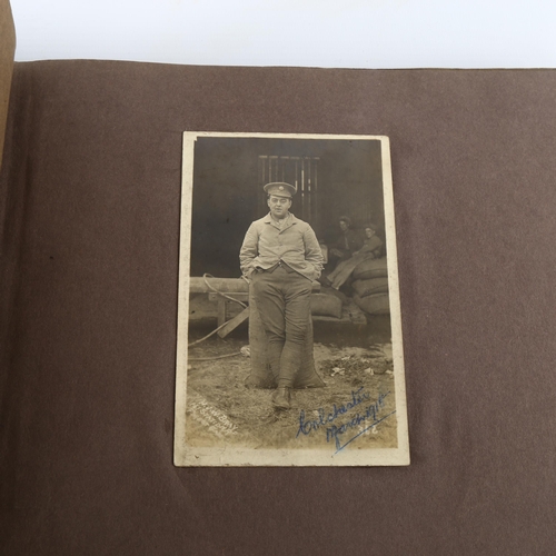 1042 - MILITARY INTEREST - photograph album dated 1914 - 1916 containing portrait group photos from the Ess... 