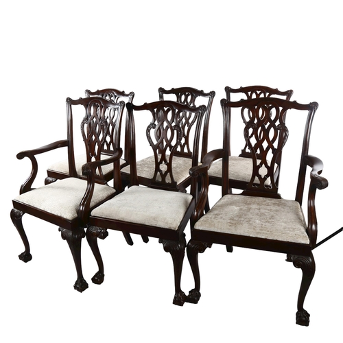 1086 - A set of 8 Chippendale style mahogany dining chairs, circa 1900 (6 + 2) on carved cabriole legs