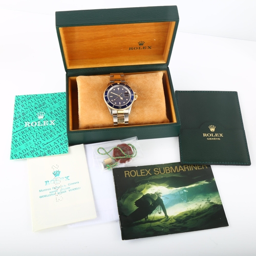 2 - ROLEX - a bi-metal Submariner Oyster Perpetual Date automatic bracelet watch, ref. 16613, circa 1993... 