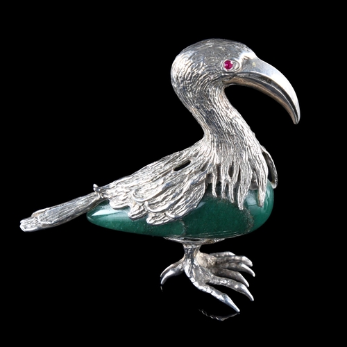 539 - A Brazilian sterling silver-mounted aventurine quartz toucan figure, signed Beta Manaus, height 6.5c... 