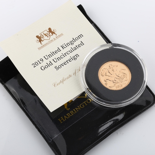 280 - Elizabeth II 2019 uncirculated gold full sovereign coin, with Harrington & Byrne certificate of auth... 