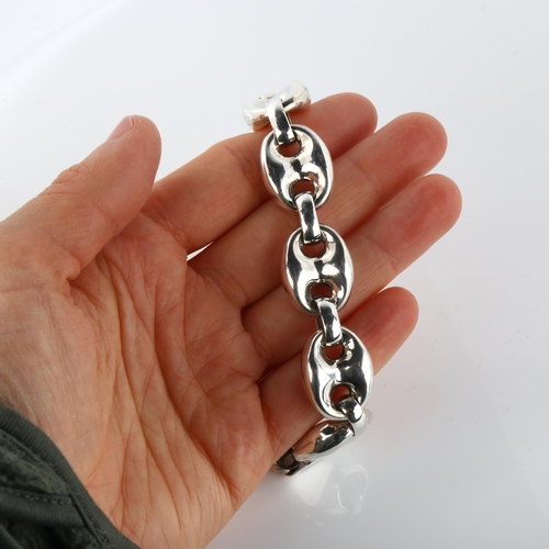 374 - A heavy silver hollow mariner link bracelet, band width 17mm, bracelet length 21cm, 41.7g