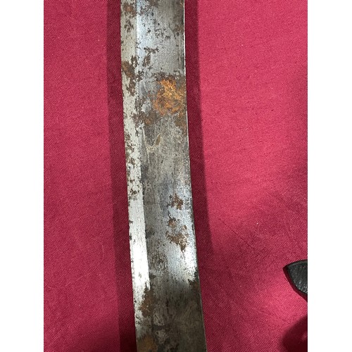 1223 - An early 19th Century cavalry sword with etched blade, length 87cm